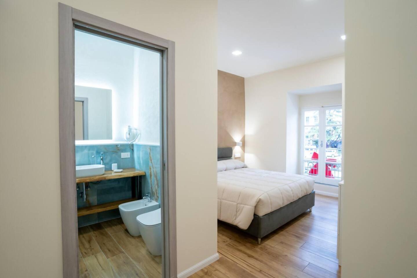 Blue Dream Suites Salerno Luaran gambar